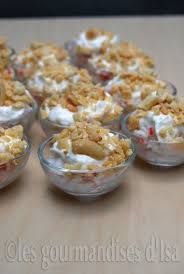 Jolie, tendance, pratique… la verrine apéritive. Apero De Noel 1ere Partie Les Verrines Recette Verrine Apero Apero Dinatoire Noel Noel Recette Aperitif