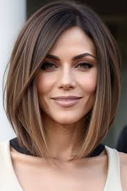 Selina Mills (selinamills)