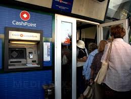 Angajatorii care încadrează tineri absolvenţi ai unei forme de învăţământ promoţia 2016, şomeri în vârstă de peste 45 de ani, şomeri părinţi, unici susţinători ai familiilor monoparentale, şomeri care, în termen de 5 ani de la data angajării, îndeplinesc condiţiie legale de pensionare. Credit Europe Bank Ofera Gratis Inca Un Card Pentru Posesorii De Cardavantaj