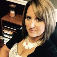 Donna Suggs's Instagram, Twitter & Facebook