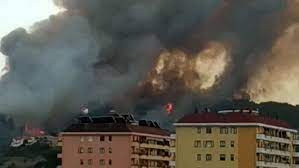 Pescara frosinone 3 3 gli highlights. Paura A Pescara Grosso Incendio Nella Zona Di Colle Renazzo Foto Video