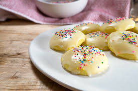 Beat the sugar, butter, eggs, milk and anise extract in a large bowl with a mixer until well blended. Josephine S Anise Cookies Striped Spatula