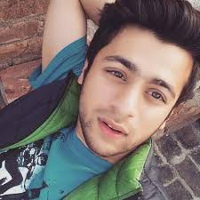 Farhan Dar (@BestdardarDar)