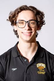 Isaac Poole's Instagram, Twitter & Facebook