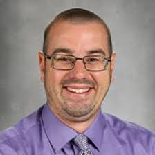 Gwen York's Instagram, Twitter & Facebook