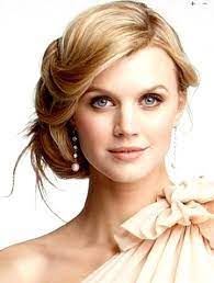 20 Best Hairstyles For Brides With Round Faces