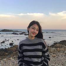 Pin Oleh Aura Nv Di Ulzzang Girl Kecantikan Orang Asia Ekspresi Wajah Orang Cantik