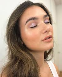 10 Ultimate Summer Makeup Trends That Are Hotter Than The Summer Days Ecemella Glossy Makeup Summer Makeup Trends Makeup Looks