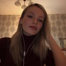 Karolína Güntherová (@kajaGuntherova)