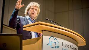 Die mietvertragskommission wird gebildet von fachanwälten für mietrecht. Haus Und Grund Stuttgart Warum Vermieter Glucklich Sind Stuttgart Stuttgarter Nachrichten