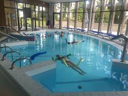 Succes Pour La Premiere Seance De Preparation A La Naissance En Piscine Clinique Saint Ame