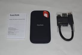 The company doesn't list sequential or random write performance specifications on its website or data sheets, but the company. Seagate Fast Ssd And Sandisk Extreme Portable Ssd 1tb Usb 3 1 Das Review