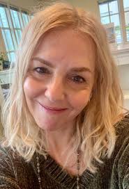 About Me — Suzy Sanchez