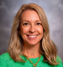 Keri Cochran's Instagram, Twitter & Facebook