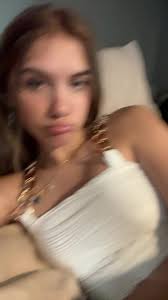 Hailey (@hailey.roth)'s videos with I look like YES and ya look like NO