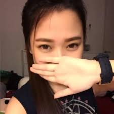 Phoebe Lau ☠ (@phoebelaufy)