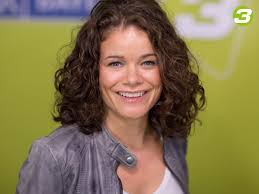 Bayern 3 radio is an international online radio station playing pop, rock, urban, hits for a global audience. Marion Fuchs Gute Vibes Aus Dem Radio Bayern Vibes