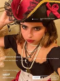 Nicki Ott's Instagram, Twitter & Facebook