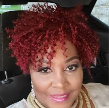 When a white adoptive mom asked for help to style her black daughter's  hair, a beautiful act of kindness occurred… 🥰👧🏽 part 1