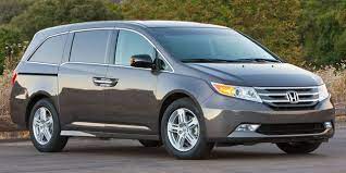 10 most popular cars for moms honda odyssey touring 2012 honda odyssey honda odyssey