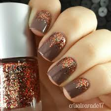 Autumn nail designs are exactly what you have been looking for, haven't you? 33 Earthy And Stylish Fall Nail Art Ideas