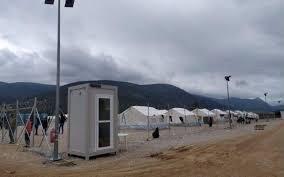 As conditions in refugee camps worsen, the relocation target of 20,000 asylum seekers has been virtually ignored. Greece Says First Migrant Dies Of Covid 19 Since The Pandemic Ekathimerini Com