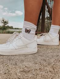 It is widely considered the favorite season of many, considering that it is the vacation period of schools and many adults. Pin On Aesthetic