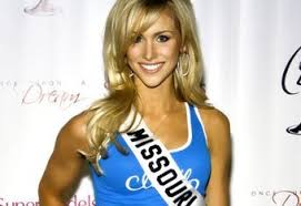 She has a brother named chase crawford, who is an actor by profession. Tony Romo Candice Crawford 4 Possible Occupations For Hawkins Crawford Romo Bleacher Report Latest News Videos And Highlights