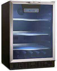 With room for a whopping 177 standard cans of beer or soda, you'll never run out of drinks for the whole party. Danby Silhouette 5 2 Cu Ft Built In Beverage Centre Dbc514bls The Brick