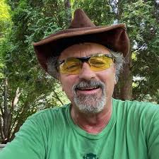 David Schipper (@luckydogdave) • Threads, Say more