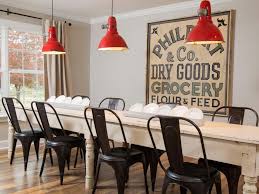 17 Ways To Decorate Like Chip And Joanna Gaines Interior Design Styles And Color Schemes For Ho Dining Room Wall Decor Farmhouse Dining Room Farmhouse Dining