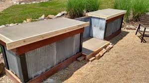 creating an inexpensive outdoor kitchen