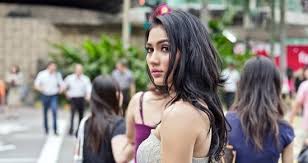 Rambut pendek bawa tuah fasha sandha. Gayakan Baju Renang Fasha Sandha Dikecam Tidak Malu Tunjuk Bentuk Badan