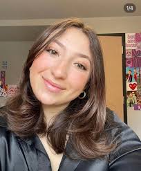 JUNIORS AND SENIORS Flashcards