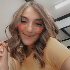 Sandi Assaf's Instagram, Twitter & Facebook