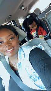 Essence King's Instagram, Twitter & Facebook