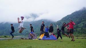 Termasuk jalan menuju daerah wisata suarasulsel.id / humas pemprov sulsel ia menyampaikan, ini merupakan wujud kepedulian pelaksana tugas gubernur sulsel terhadap masyarakat. Objek Wisata Dermaga Ulusaddang Pinrang Cocok Jadi Lokasi Camping Banyak Sebut Mirip Ranu Kumbolo Tribun Timur