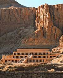 Ortuary Temple Of Hatshepsut Deir El Bahari Egypt Hatshepsut Was An Egyptian Queen Fifth S Ancient Egypt Architecture Ancient Egyptian Architecture Egypt