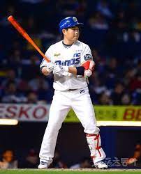 올 시즌 또 좋은 성적 나왔고, 양의지 선수가 선수협 회장으로 뽑혔는데 양의지 선수와 얘기했던 부분들이 1년 더 가자 했고… ì ì' ì–˜ê¸°í•  ë• ì§€ë‚¬ì£  Ncë§¨ ì–'ì˜ì§€ê°€ ì ì' ëë‚¸ ë' ê°€ì§€ ë‹¤ìŒìŠ¤í¬ì¸ 