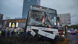 Jun 19, 2021 · peru'da yaşanan acı trafik kazası ülkeyi yasa boğdu. Ankara Da 2 Otobusun Karistigi Trafik Kazasi Kgys Kameralarina Yansidi