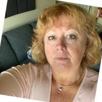 Victoria Dower's Instagram, Twitter & Facebook