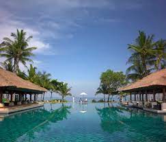 10 Tips For Booking Family Friendly Luxury Hotels La Jolla Mom Bali Resort Resort Kids Vacation