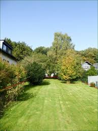Familien mit kindern zieht es oft in eines der einfamilienhäuser oder reihenhäuser mit garten. Grundstuck Zum Verkauf Amselweg 6 32105 Bad Salzuflen Lippe Kreis Mapio Net