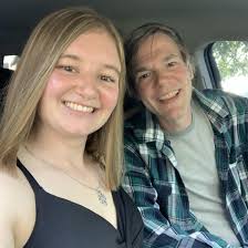 Caitlin Maupin's Instagram, Twitter & Facebook