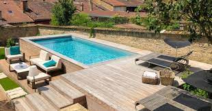Elles ne nécessitent aucun travaux de pour les piscines hors sol de plus de 10m2 installées plus de 3 mois dans votre jardin, une simple. Piscine Hors Sol Tailles Materiaux Prix On Vous Dit Tout Marie Claire