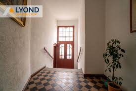Der aktuelle durchschnittliche quadratmeterpreis für eine wohnung in ballenstedt liegt bei 5,84 €/m². Wohnungen Zu Vermieten Ballenstedt Mapio Net