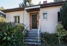 Hauskauf in lichterfelde — haus kaufen von privat, provisionsfrei & vom makler. Haus Zum Verkauf Persantestrasse 22 14167 Berlin Steglitz Zehlendorf St Lichterfelde Lichterfelde Steglitz Mapio Net