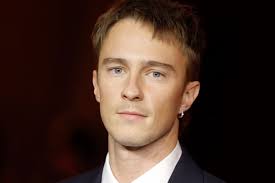 iCarly' Grows Up: How the Team Behind the Revival Series Balanced Maturity  With Nostalgia