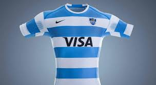 La camiseta es la prenda más necesaria del armario durante todo el año. Venta Camiseta Los Pumas En Stock