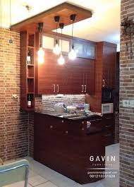 Jika anda menggunakan material kayu olahan multiplek untuk pembuatan kabinet, kami rekomendasikan penggunaan high pressure laminate (hpl) sebagai bahan pelapisan. Untuk Jenis Atau Bahan Yang Digunakan Adalah Multiplek Yang Di Lengkapi Dengan Finishing Hpl Taco Be Desain Pantry Dapur Desain Dapur Kecil Desain Lemari Dapur